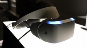 PlayStation VR 2 krijgt volgens geruchten OLED panelen en zal eind 2022 verschijnen