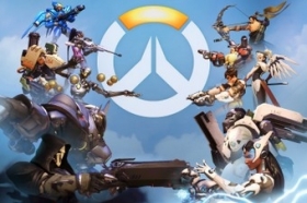 HOLY F*CK! Opa doet Overwatch emotes na